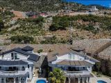 ALANYA TEPE MAHALLESİ EŞYALI SATILIK VİLLA